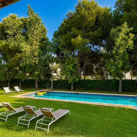 Abu Lita 3 Minutos Andando Playa Renovada Piscina Y Jardin Xxl Autentico Lujo Villa Sitges