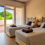 Abu Lita 3 Minutos Andando Playa Renovada Piscina Y Jardin Xxl Autentico Lujo Villa