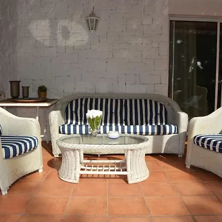 Abu Lita 3 Minutos Andando Playa Renovada Piscina Y Jardin Xxl Autentico Lujo Villa Sitges