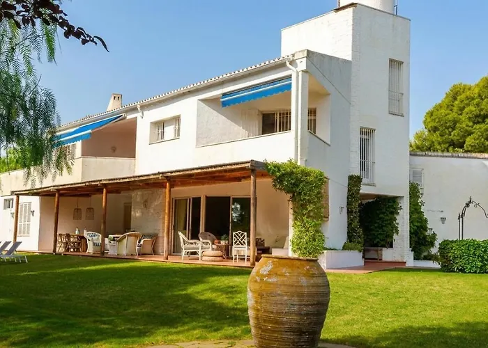 Abu Lita 3 Minutos Andando Playa Renovada Piscina Y Jardin Xxl Autentico Lujo * Sitges