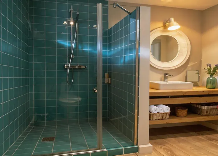 Villa Abu Lita 3 Minutos Andando Playa Renovada Piscina Y Jardin Xxl Autentico Lujo Sitges